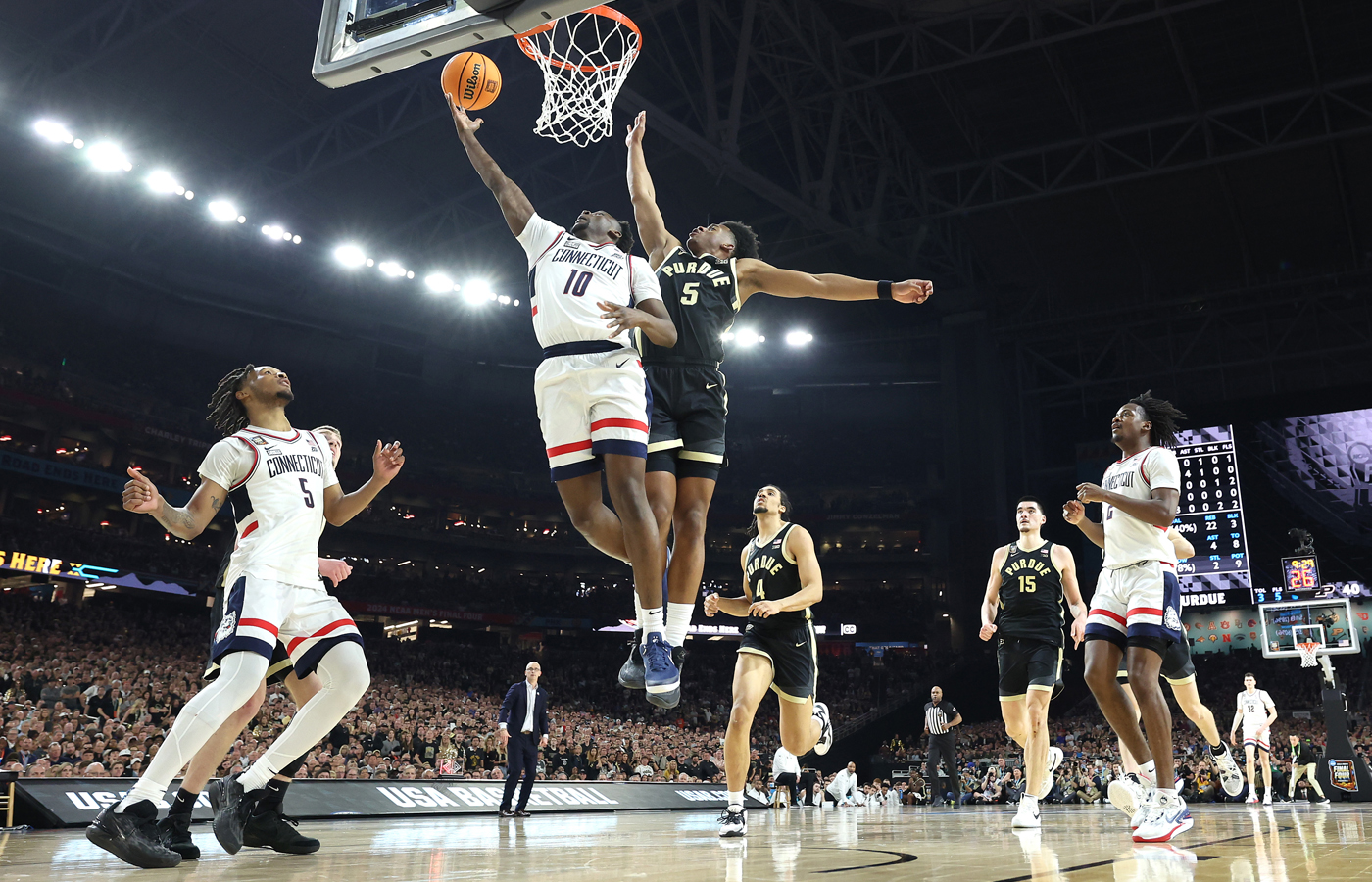 March Madness: College basketball�s ONE BILLION DOLLAR BONANZA!